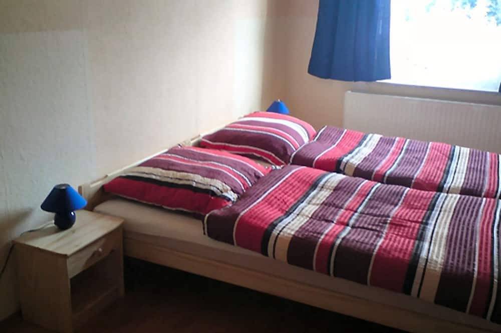 Ganze Wohnung, Ferienwohnung Gleißner  / Hartmann - Ferienwohnung 1 in Sangerhausen, Harzvorland