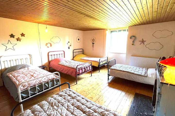 Location de vacances pour 25 personnes, avec Terrasse et Jardin à Champlitte - 3