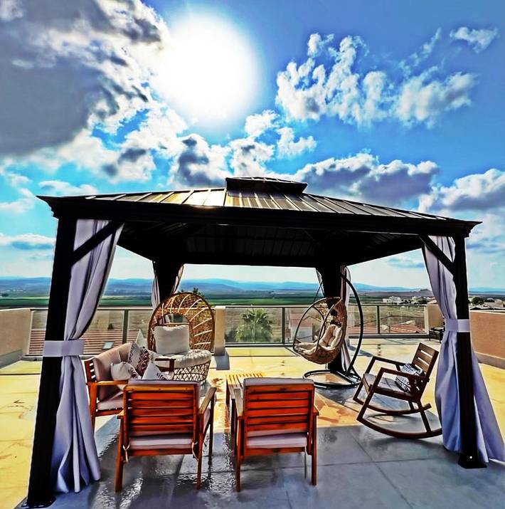 Appartement de vacances pour 2 personnes, avec jardin ainsi que piscine et vue