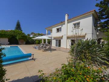 Villa for 10 People in Larnaca District, Photo 2