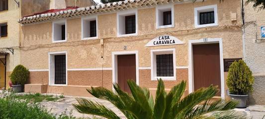 Casa rural para 5 personas, con vistas y jardín en Moratalla