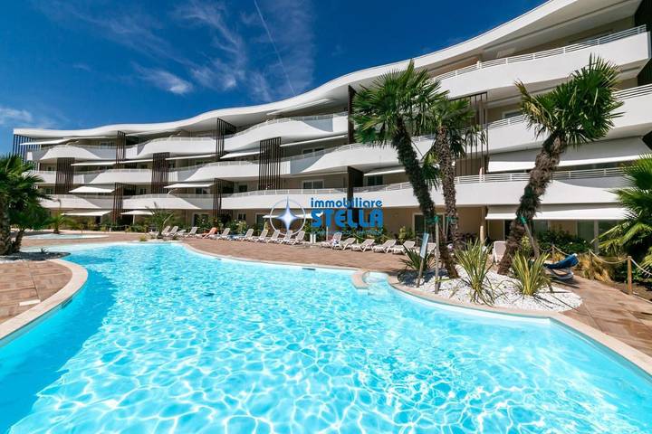 Casa vacanza per 5 persone, con terrazza e piscina a Jesolo