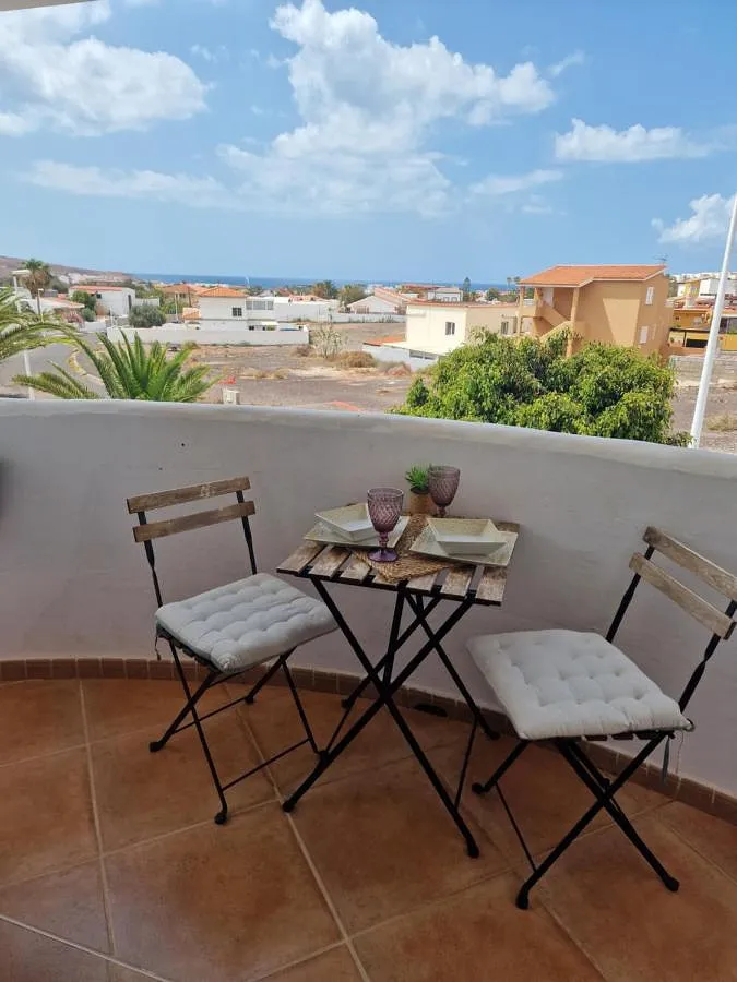 Apartamento de vacaciones para 2 personas, con vistas además de jardín y terraza - 1