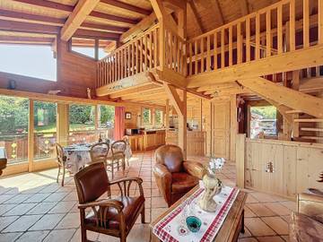 Chalet pour 7 personnes, avec jardin et terrasse à Sallanches