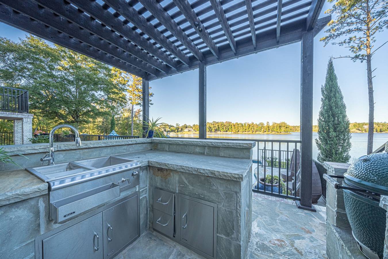 Lakefront Oasis in Georgia (USA)