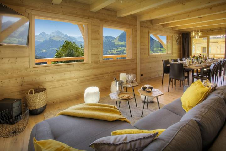 Spacious chalet for 11 with jacuzzi, near village and pistes - Ovo Network in Manigod, Región de Annecy