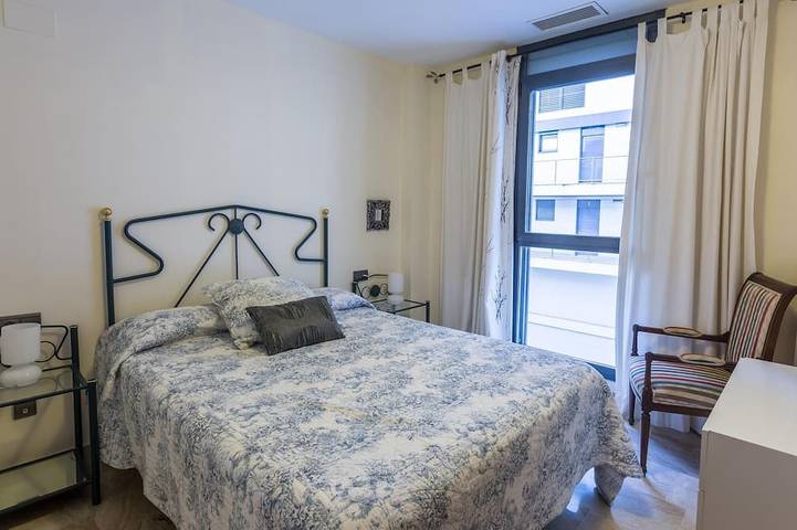 Apartamento entero, Apartamento con terraza y piscina a 100m playa in La Ametlla de Mar, Costa Dorada