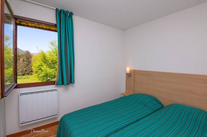 Appartement entier, Pause verte: Appart. T3 *** Meublés Tourisme in Luchon-Superbagnères, Bagnères-de-Luchon