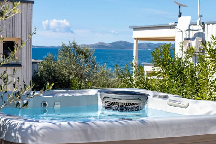 Villa für 6 Personen, mit Terrasse und Garten sowie Whirlpool, kinderfreundlich in Drage - 4