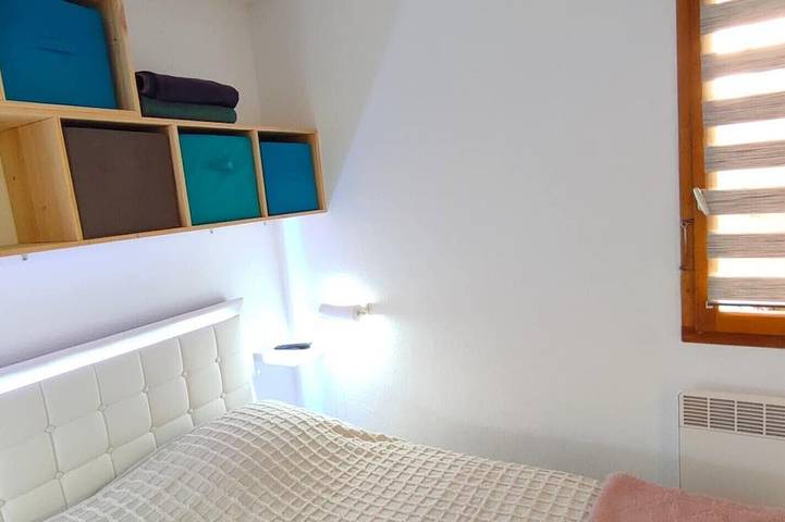 Gîte pour 4 personnes, avec terrasse ainsi que jacuzzi et piscine dans Plage Mateille - 4