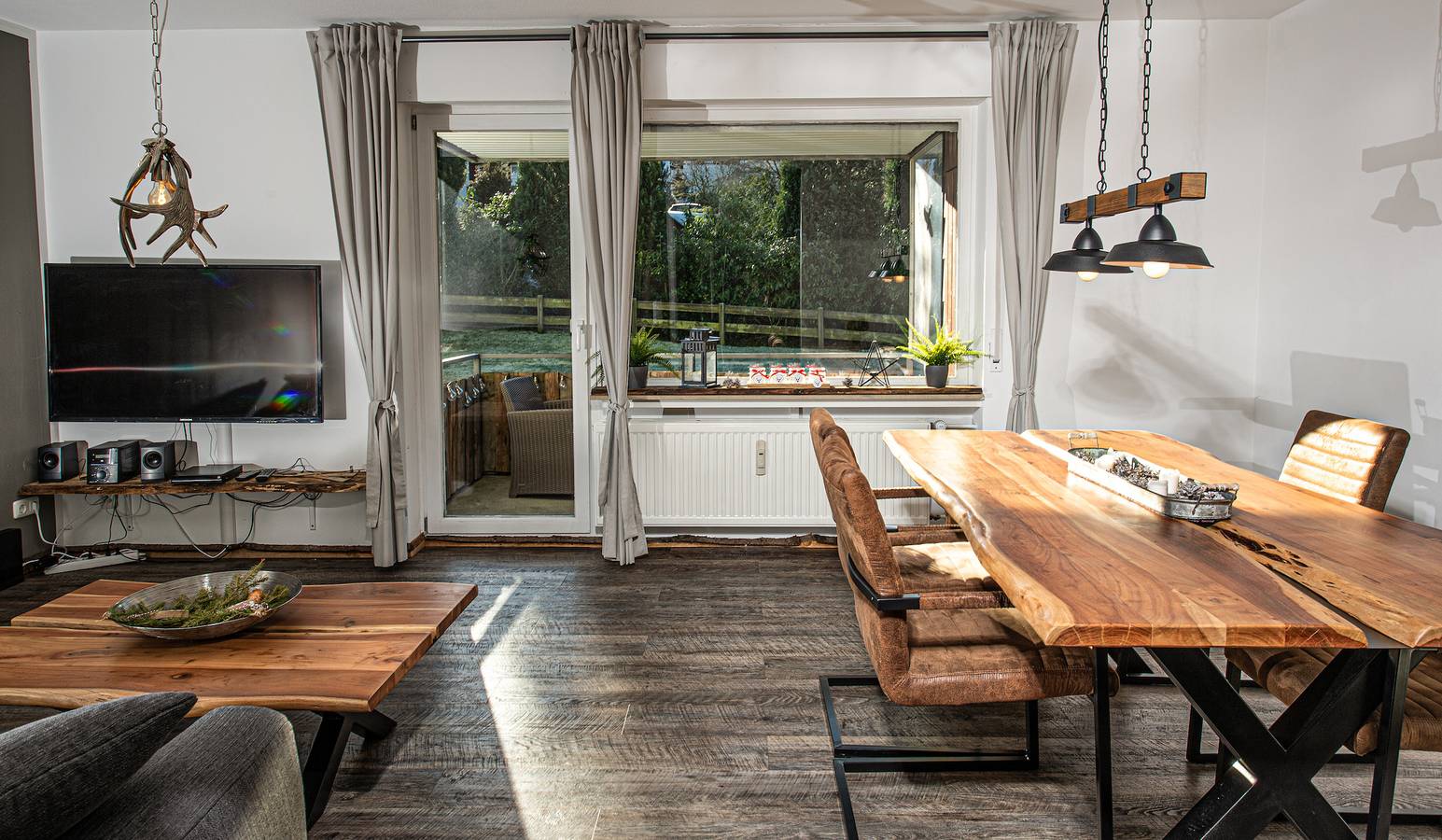 Ganze Ferienwohnung, Gemütliches Chalet-Apartment "Harzglück" am Fuß des Berges in Hahnenklee, Goslar