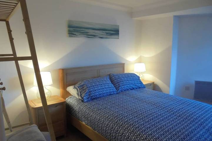 Entire apartment, Millgrove House Apt No. 2 – Stylish 1‑Bedroom Apartment Just Off Seafront in Eastbourne, East Sussex