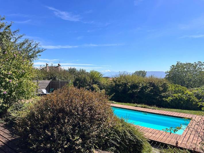 Maison d’hôte pour 2 personnes, avec Terrasse et Jardin ainsi que Piscine et Vue