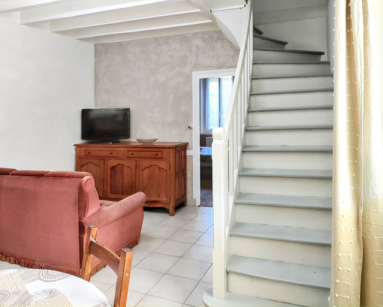Encantadora Casa de Campo con Terraza y Chimenea in Lignières-de-Touraine, Valle del Loira