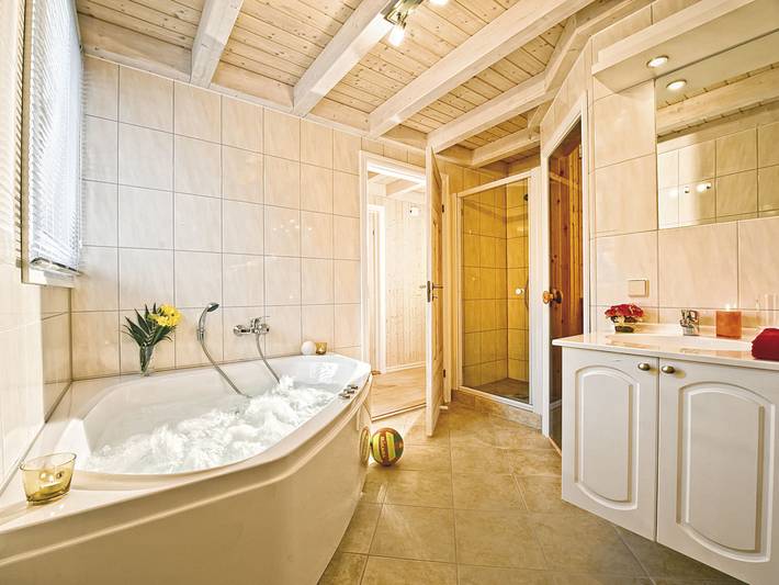 Ferienhaus für 6 Personen, mit Garten und Whirlpool sowie Sauna und Terrasse, mit Haustier in Region Oder - Spree - 4