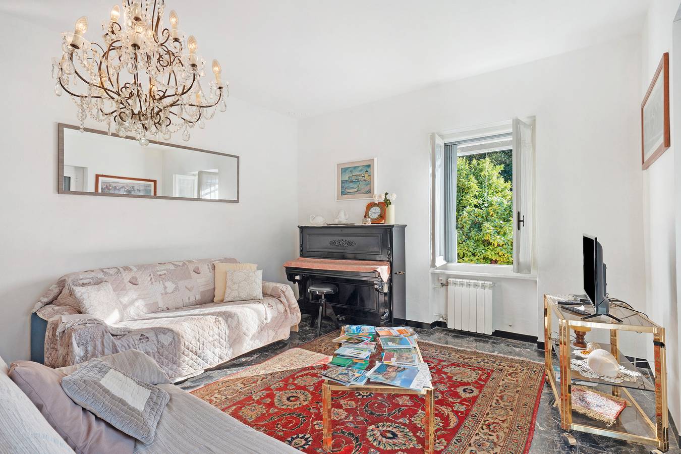 Appartement entier, Maison de Vacances 'Roses House' avec Vue sur la Montagne, Wi-Fi et Climatisation in Sestri Levante (City), Sestri Levante