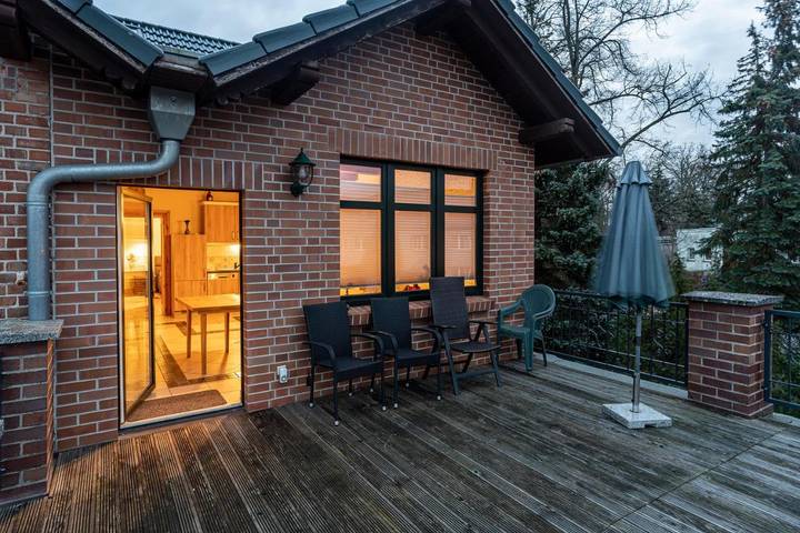 Ferienwohnung für 4 Personen, mit Terrasse und Whirlpool sowie Garten und Sauna in Biosphärenreservat Schorfheide Chorin