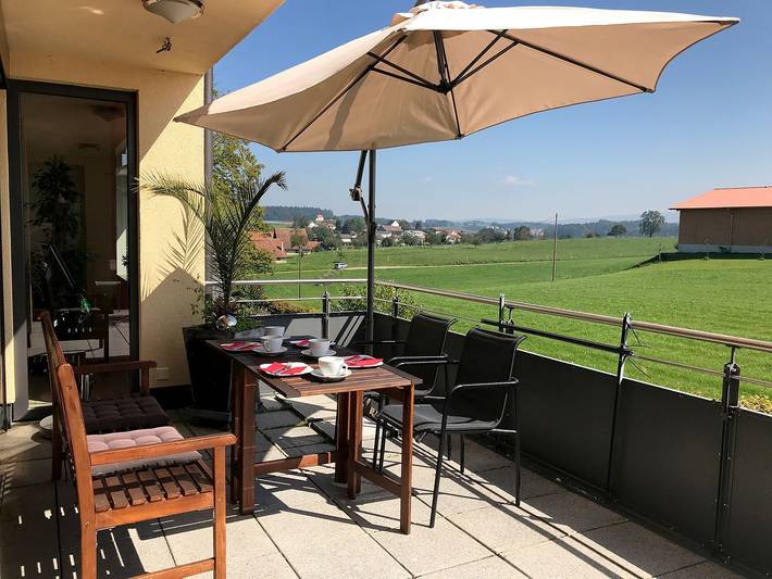 Ferienwohnung für 5 Personen, mit Balkon und Seeblick sowie Ausblick in Kressbronn am Bodensee - 3