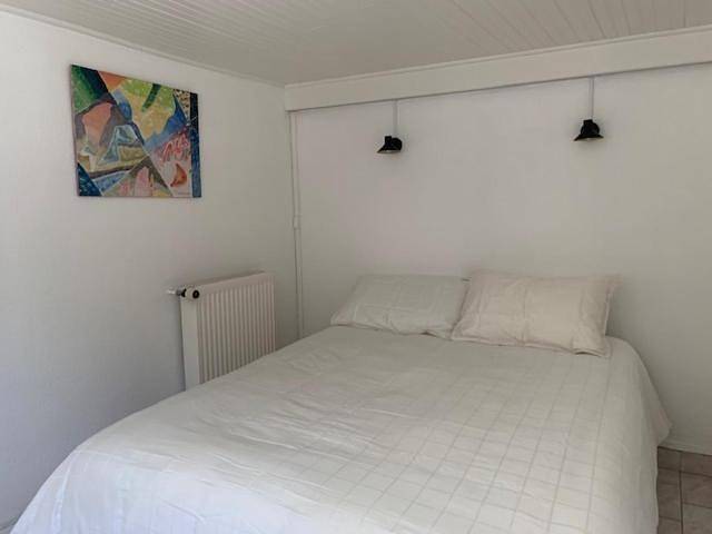 Double Room with Private Bathroom in Omaha Beach, Saint-Laurent-sur-Mer