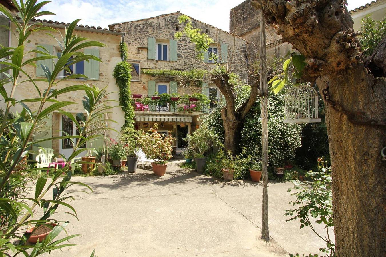 Gîte für 3 Personen in Bourdic, Nimes und Umgebung
