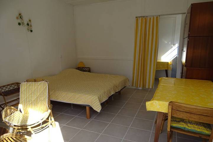 Location de vacances pour 10 personnes, avec terrasse et jardin dans Plage des Sables-Vignier - 4