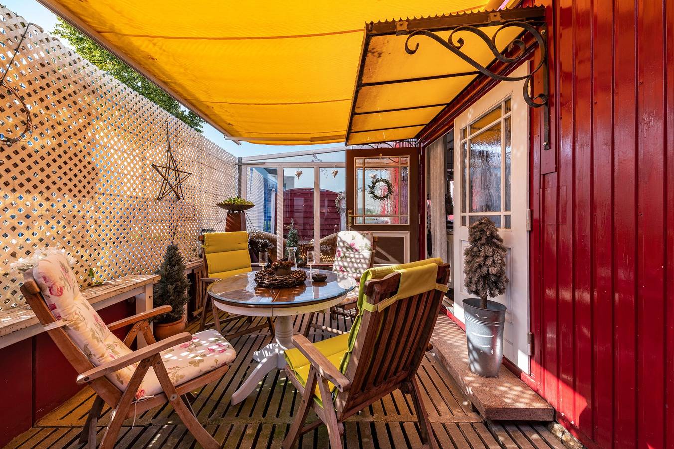 Ganze Wohnung, Apartment 'Kleine Oase Stuhr Im Container E G' mit gemeinsamer Terrasse, gemeinsamem Garten und Wlan in Stuhr, Naturpark Wildeshauser Geest