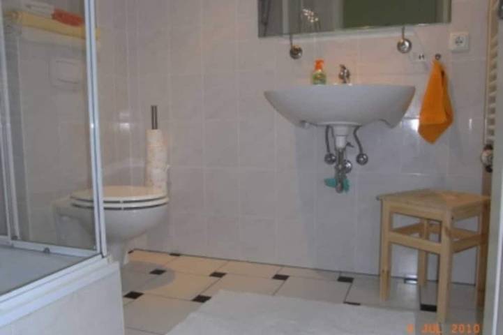 Ferienwohnung für 3 Personen, mit Terrasse und Sauna sowie Garten in Ummanz - 2