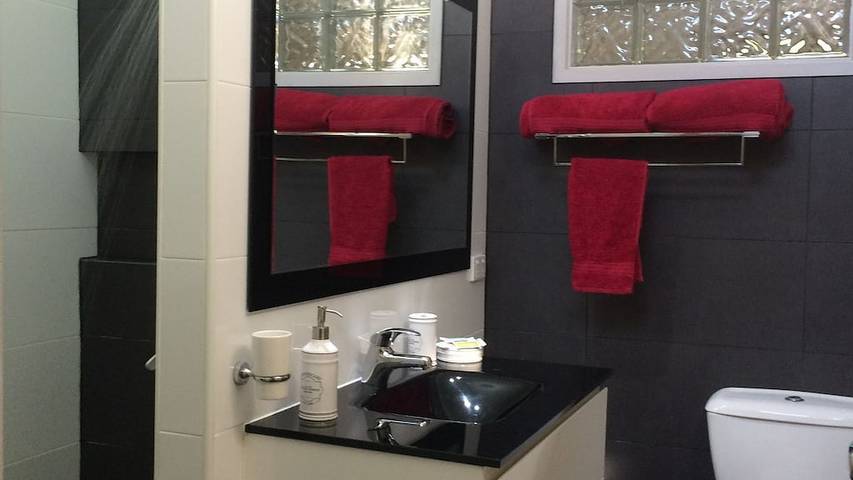 Appartement de vacances pour 2 personnes, avec jardin et terrasse, animaux acceptés