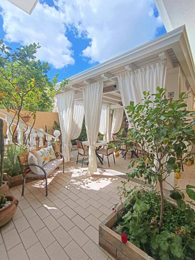 Casa vacanza per 2 persone, con Terrazza e Giardino a Piscinas