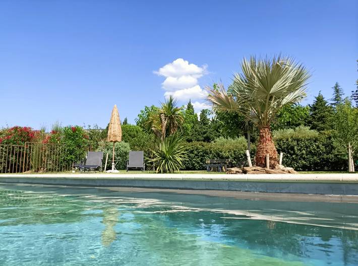 Gîte pour 4 personnes, avec jardin ainsi que terrasse et piscine à Cavaillon - 3