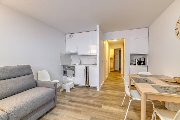 Studio entier, Appartement 'Bel Rénové Les Granges 26' avec vue sur les montagnes, balcon et Wi-Fi in Villard-Reculas, Parc national des Écrins