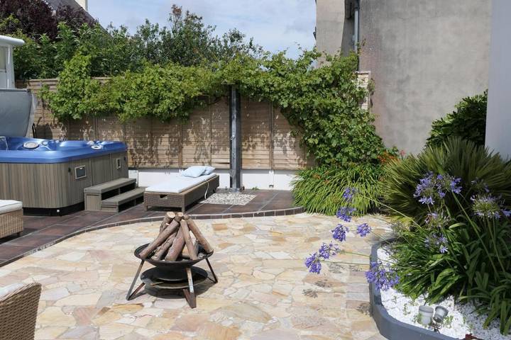 Villa pour 6 personnes, avec jardin ainsi que jacuzzi et terrasse à Crozon - 4