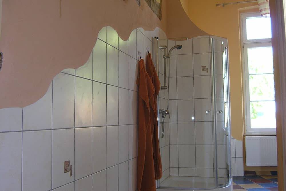 Ganze Wohnung, Inselwohnung im meerzauber.de Haus 1,3 km bis zum Strand in Altenkirchen, Rügen