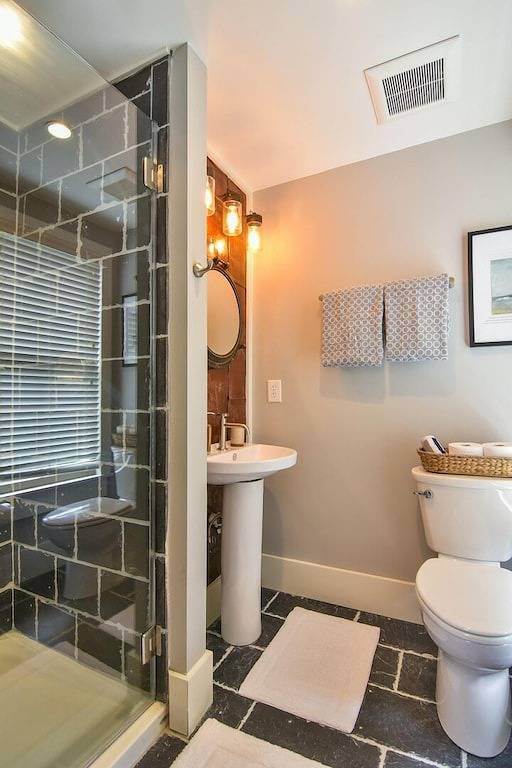 Vacation rental for 2 people, with yard in Charleston