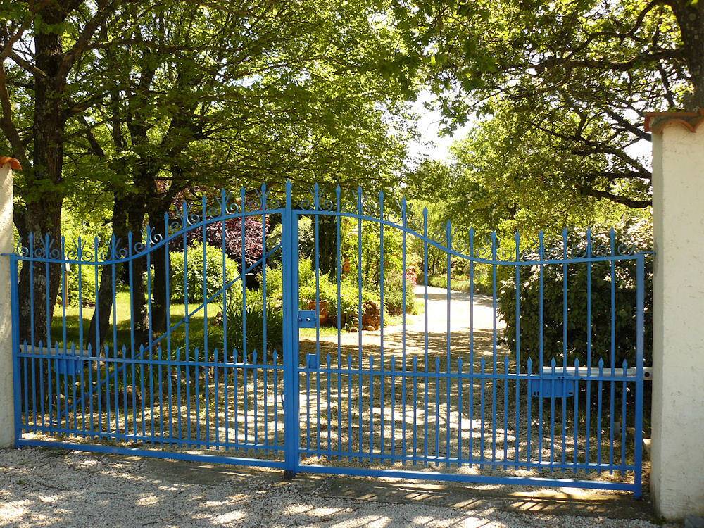 La Galinette - Chambre Bleue in La Roquebrussanne, Région de Brignoles