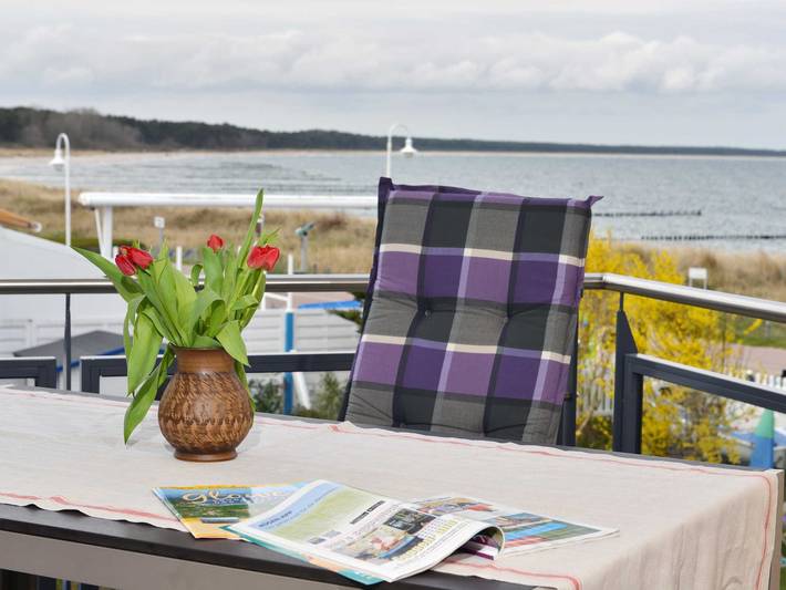 Ferienwohnung für 5 Personen, mit Balkon und Terrasse sowie Ausblick in Glowe - 4