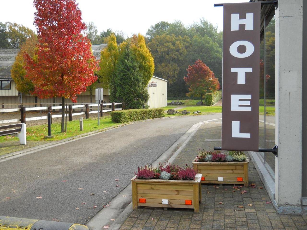 Le Relais De La Haute Sambre in Lobbes, Hainaut