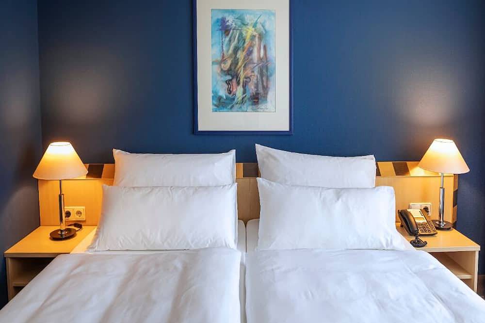 Bright Room w/ Relaxing Décor, Near Elbe Castles – Great for Solo Travelers in Laubegast, Dresden