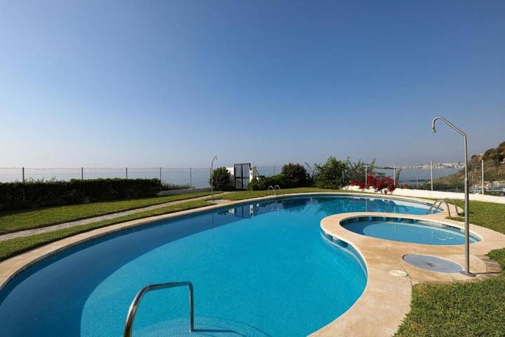 Entire apartment, Atalaya del Mar Apartment 082 with Sea View, Balcony & Shared Pool in Torremuelle, Benalmádena
