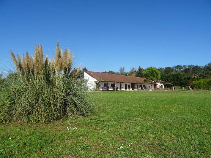 Location de vacances pour 5 personnes, avec jardin et terrasse à Domessin - 4