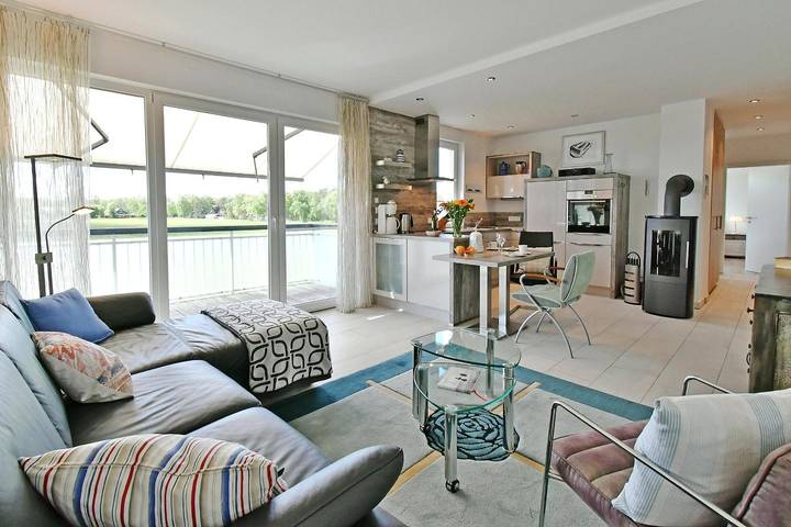 Ferienwohnung für 2 Personen, mit Balkon und Ausblick am Dierhagen Strand