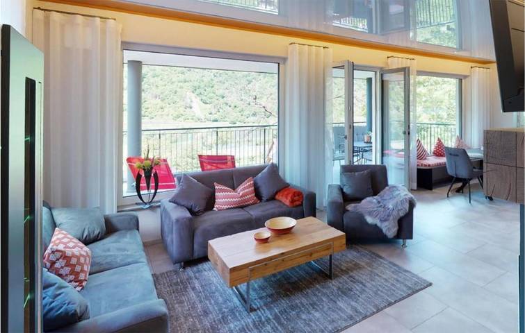 Ferienwohnung für 4 Personen, mit Terrasse und Ausblick an der Burg Eltz - 3