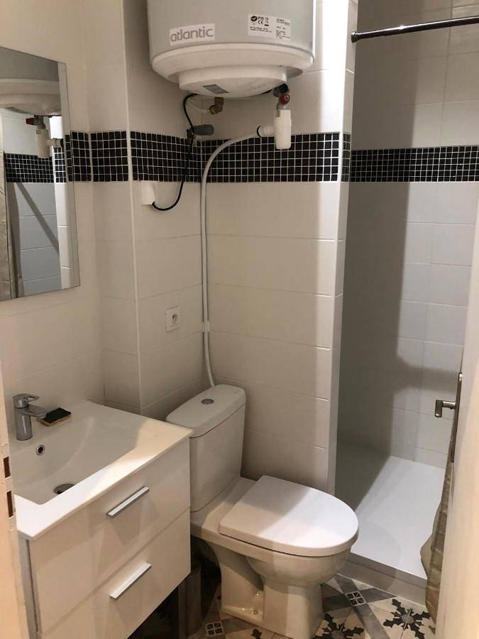 Appartement entier, Double Room in Shared Apartment in Crolles, Isère