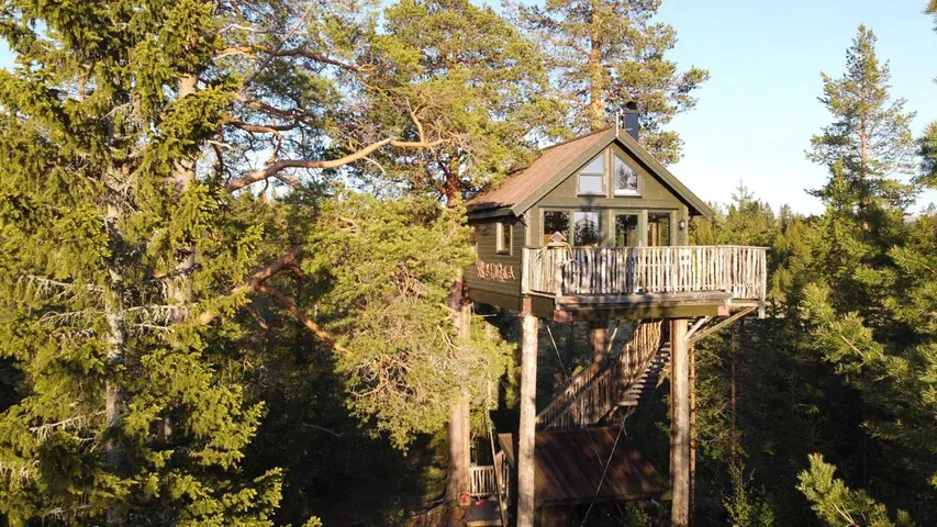 Lodge für 6 Personen, mit Ausblick und Balkon - 1