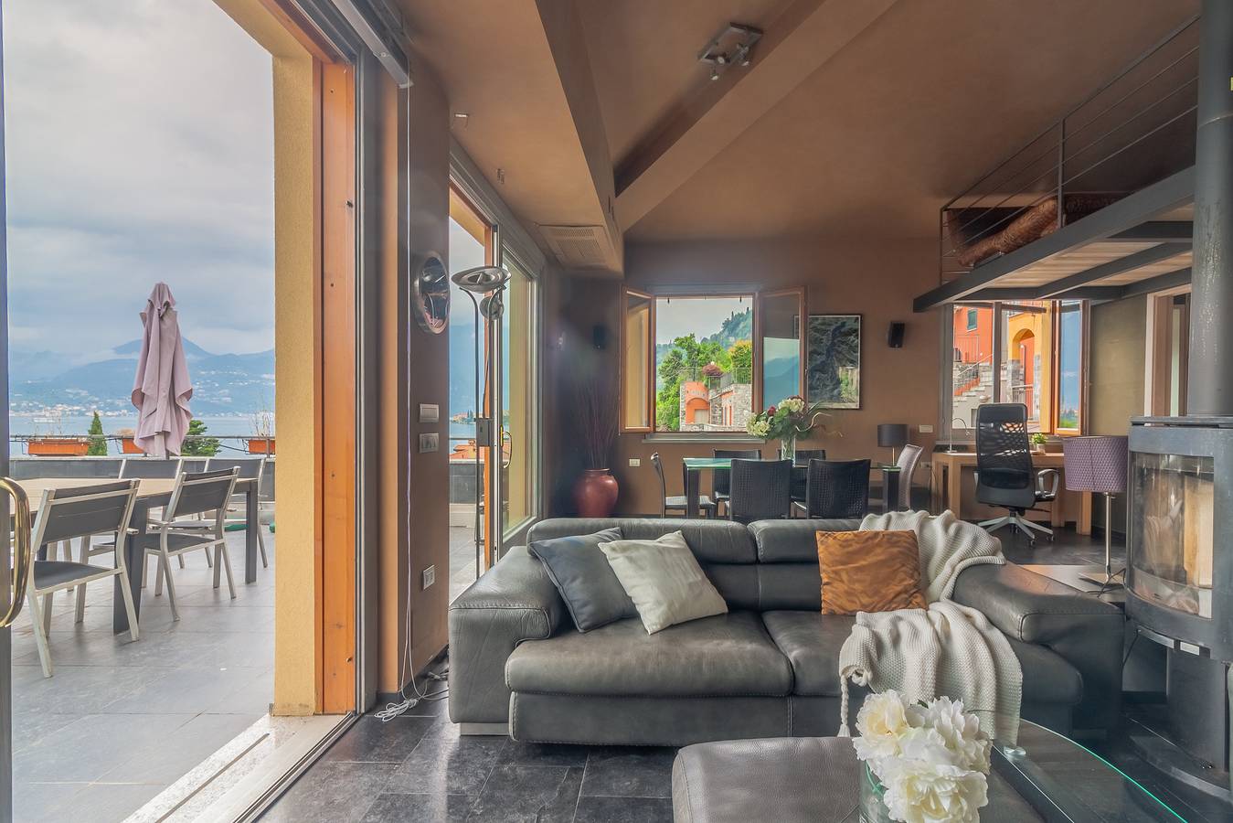Fontana Penthouse in Fiumelatte, Comune di Varenna