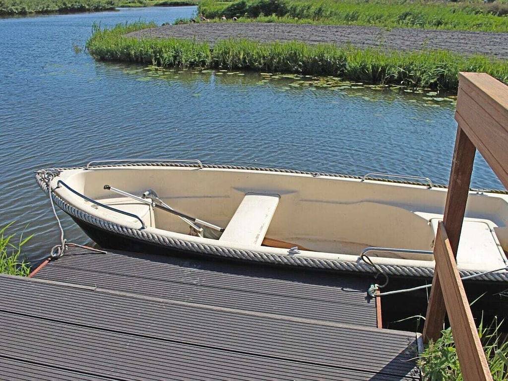 'Atelier am Wasser' in Broek op Langedijk, Niederländische Nordsee