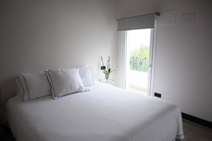 Hôtel pour 2 personnes, avec vue ainsi que balcon et jardin à Guernica - 4