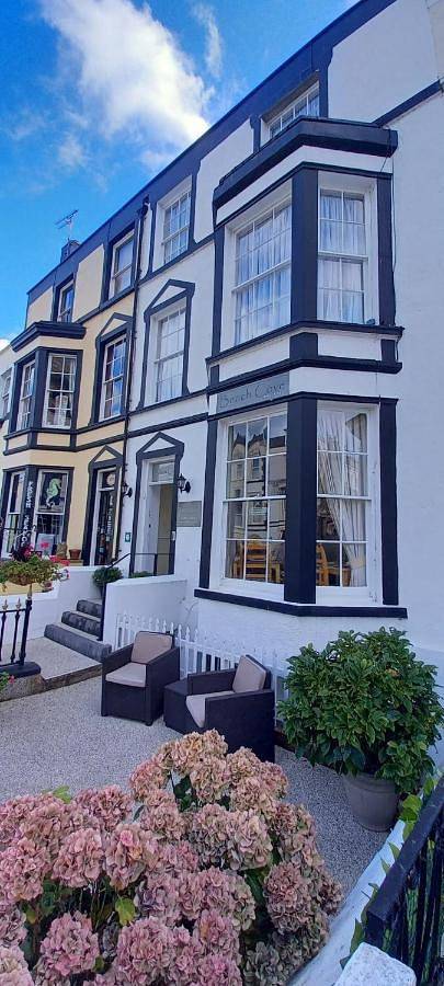 Bed and breakfast for 2 people in Llandudno