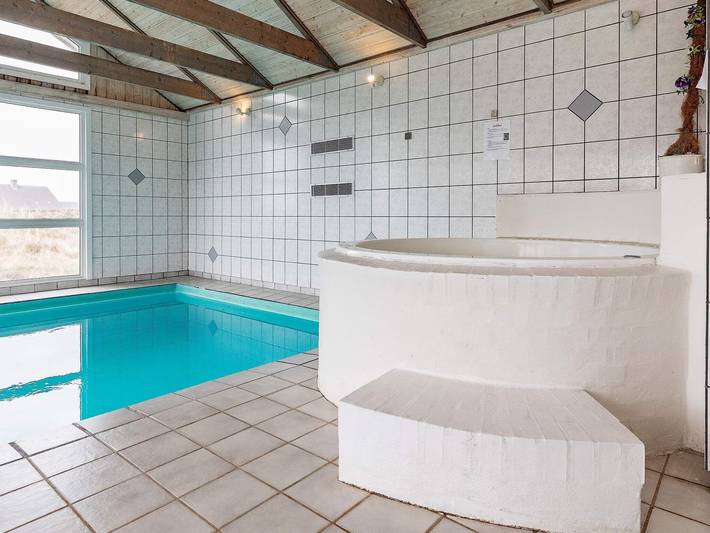 Ferienhaus für 8 Personen, mit Whirlpool und Terrasse sowie Pool in Blavand - 4