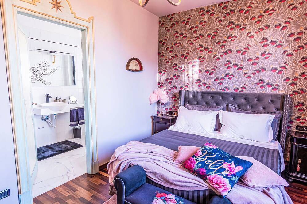 Atemberaubendes alleinstehendes Ferienhaus mit Klimaanlage,  W-Lan, privatem Pool, Tv und Innenhof in Stroncone, Terni Provinz
